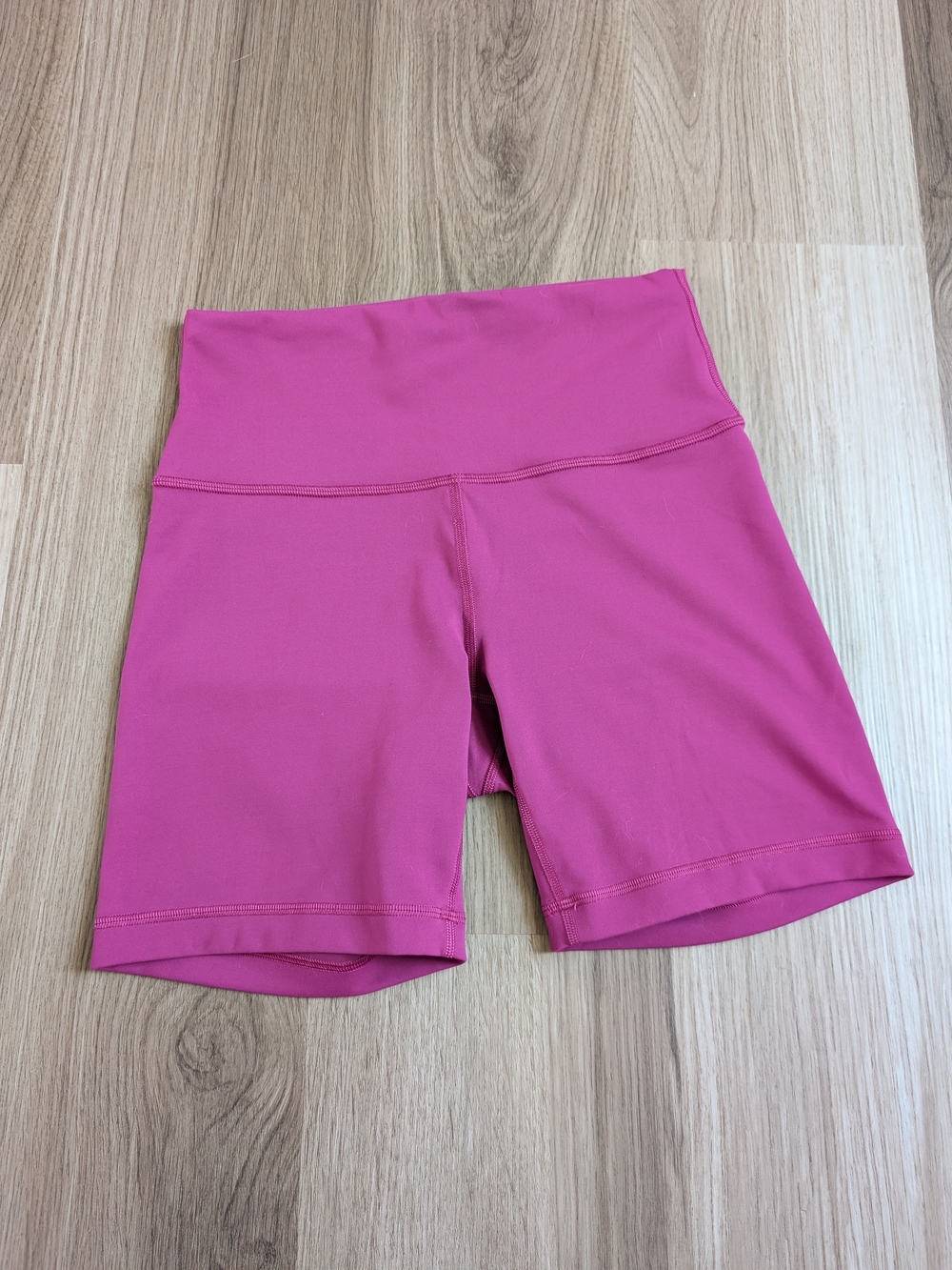Lululemon Wunder Train High Rise Short, 6"